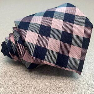 Tommy Hilfiger Men's Blue and Pink Plaid Tie 100% Silk